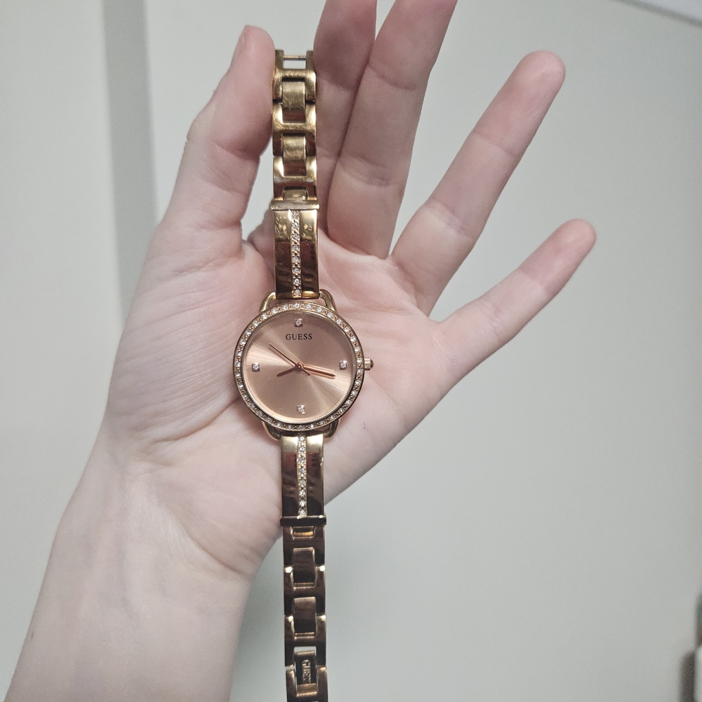 Guess Women's Rose Gold Watch